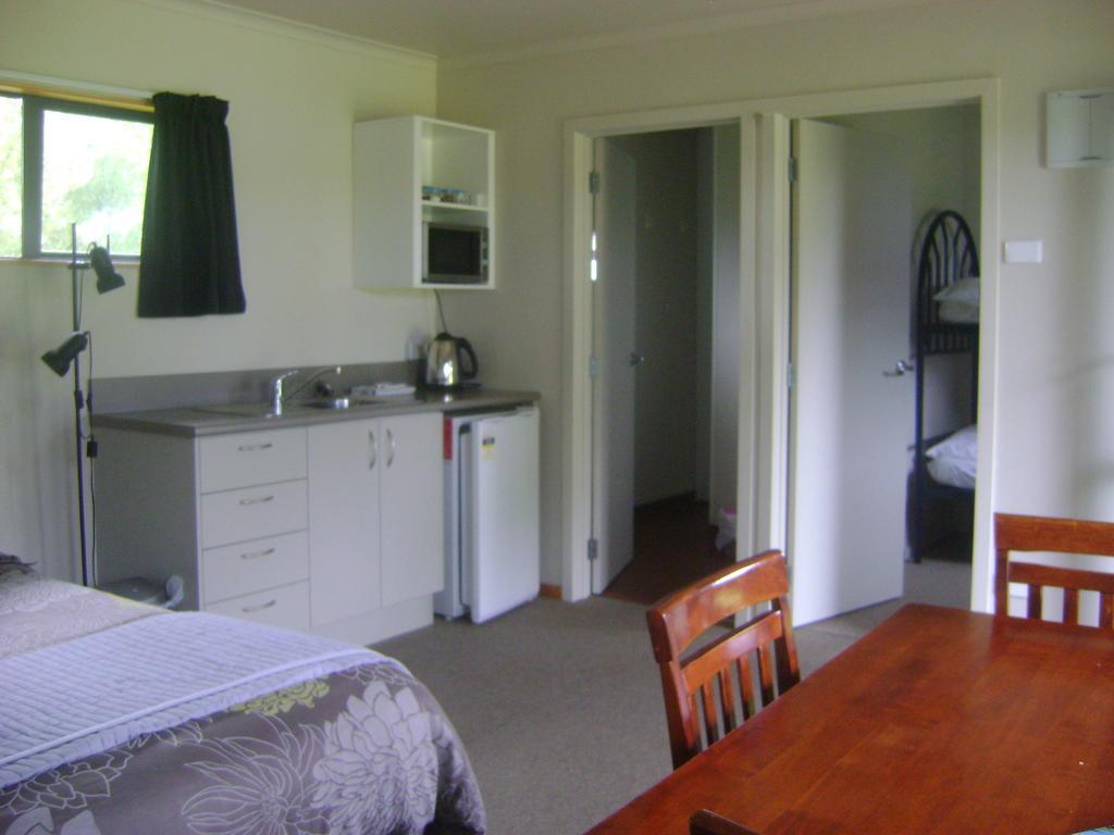 Hotel Catlins Newhaven Holiday Park à Owaka Chambre photo